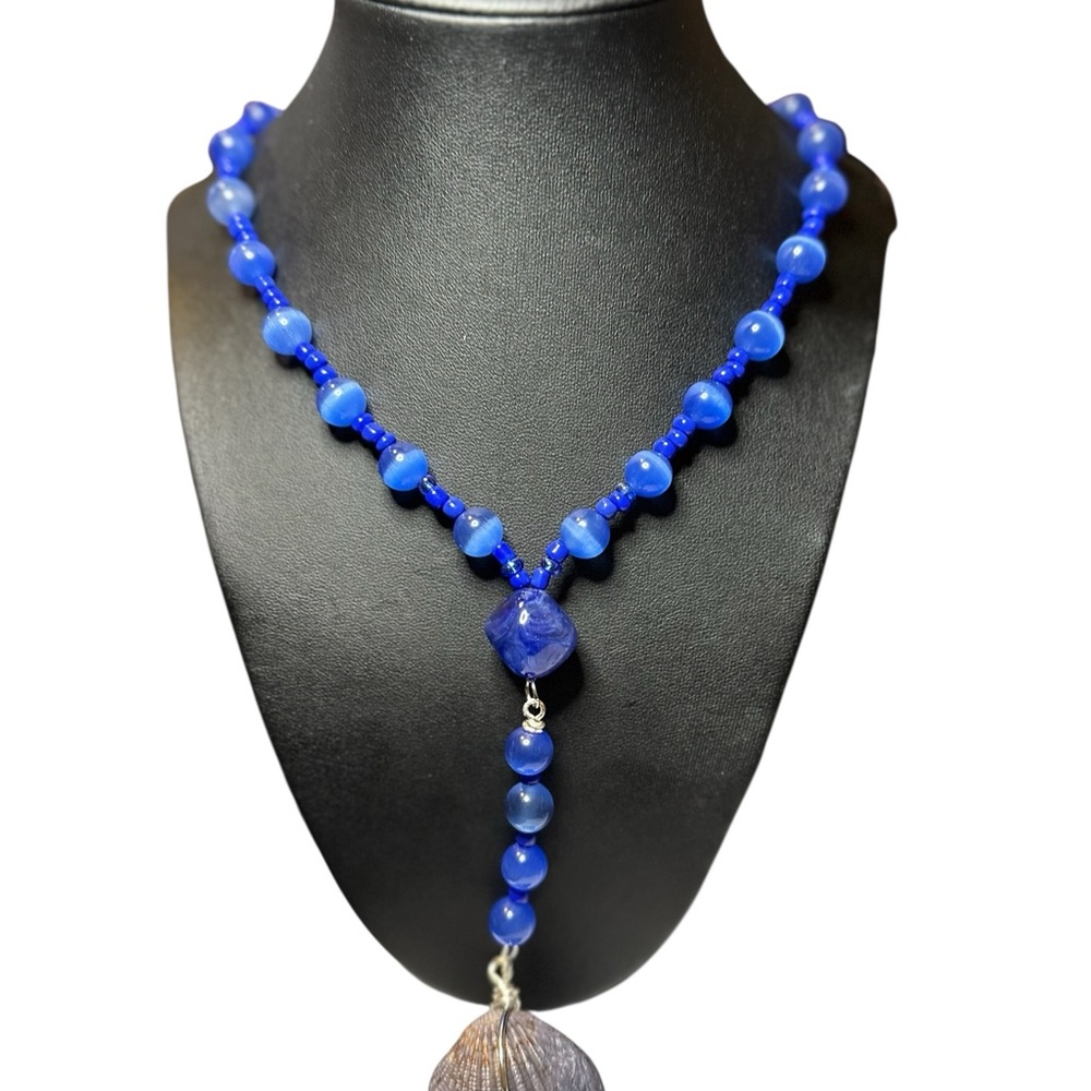 Elegant 20”-22” Blue Cats Eye Necklace - Picture 3 of 5